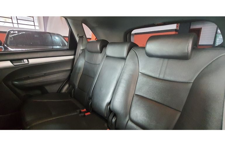 Kia Sorento 2.4 EX 4WD (Aut) - Foto #8