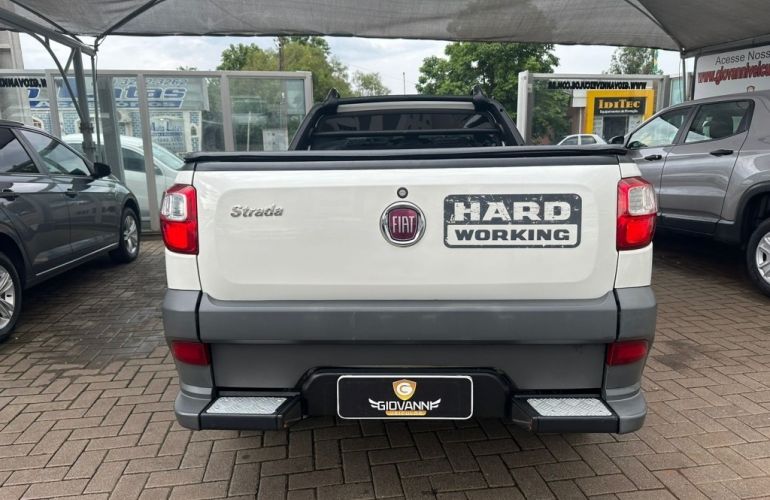 Fiat Strada 1.4 CS Hard Working - Foto #4