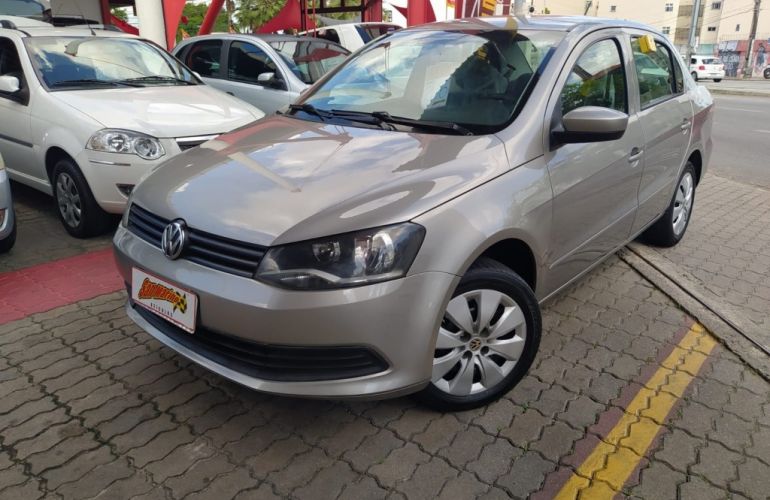 Volkswagen Voyage (G6) Comfortline 1.6 (Flex) - Foto #1