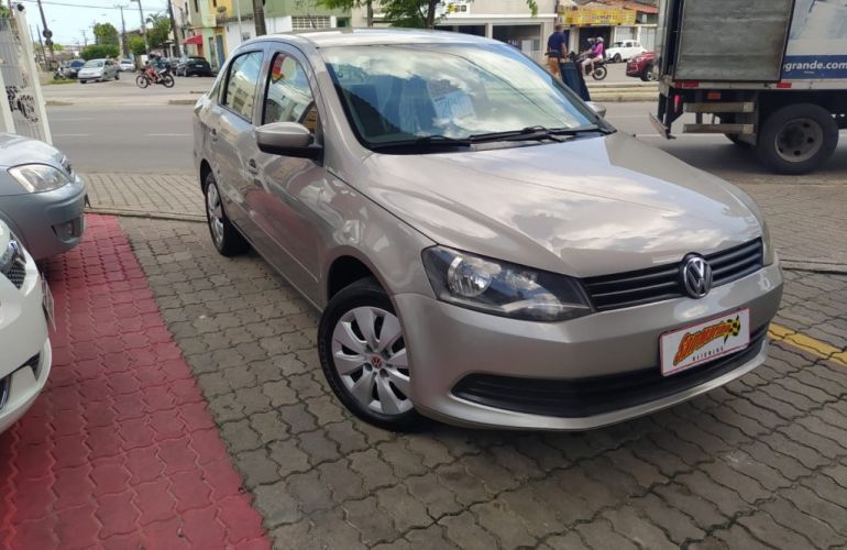 Volkswagen Voyage (G6) Comfortline 1.6 (Flex) - Foto #3