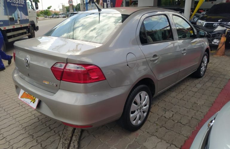 Volkswagen Voyage (G6) Comfortline 1.6 (Flex) - Foto #6
