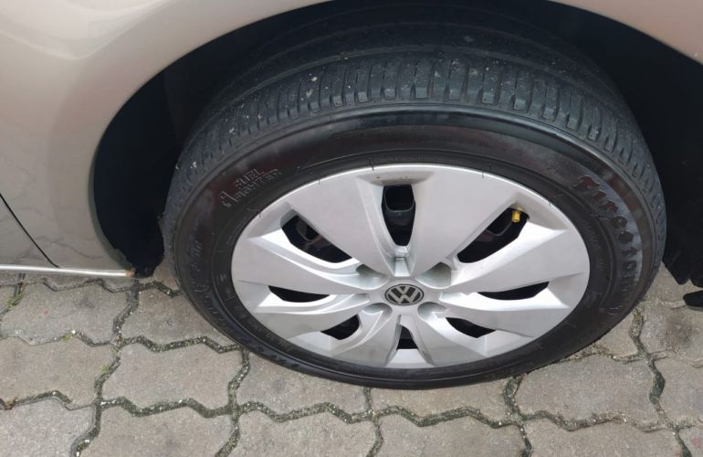 Volkswagen Voyage (G6) Comfortline 1.6 (Flex) - Foto #8