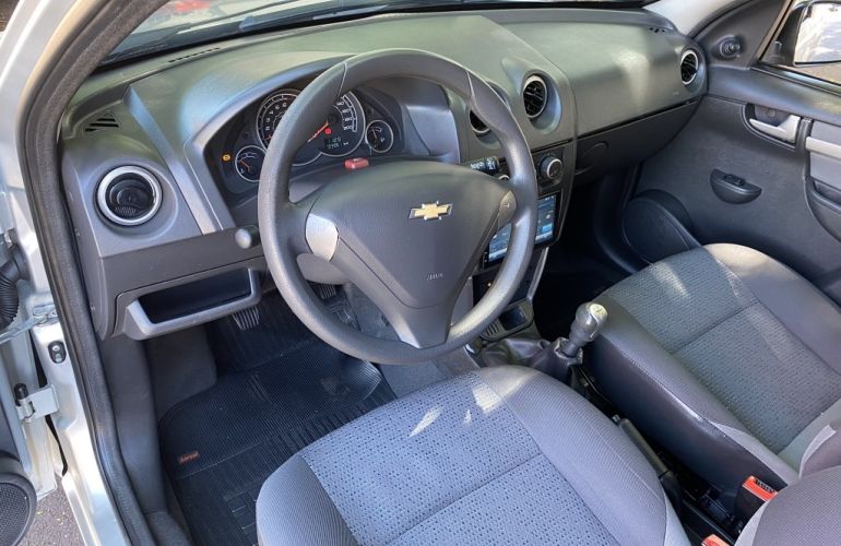 Chevrolet Celta LT 1.0 (Flex) - Foto #9