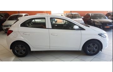 Chevrolet Onix 1.0 LT (Flex) - Foto #4