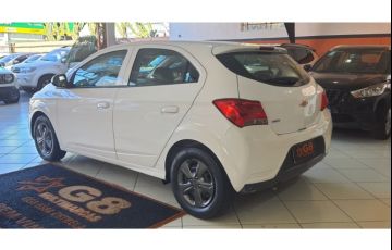 Chevrolet Onix 1.0 LT (Flex) - Foto #7