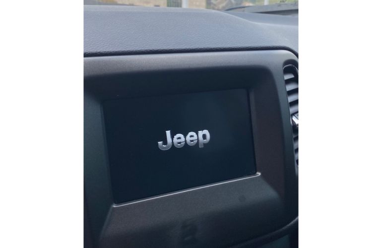 Jeep Compass 2.0 Sport (Aut) - Foto #9