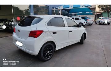 Chevrolet Onix 1.0 Joy SPE/4 - Foto #8