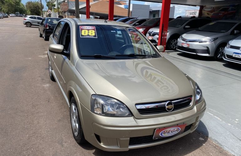 Chevrolet Corsa Sedan Premium 1.4 (Flex) - Foto #3