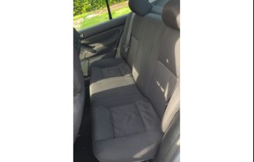 Volkswagen Bora 2.0 MI (Aut) - Foto #4