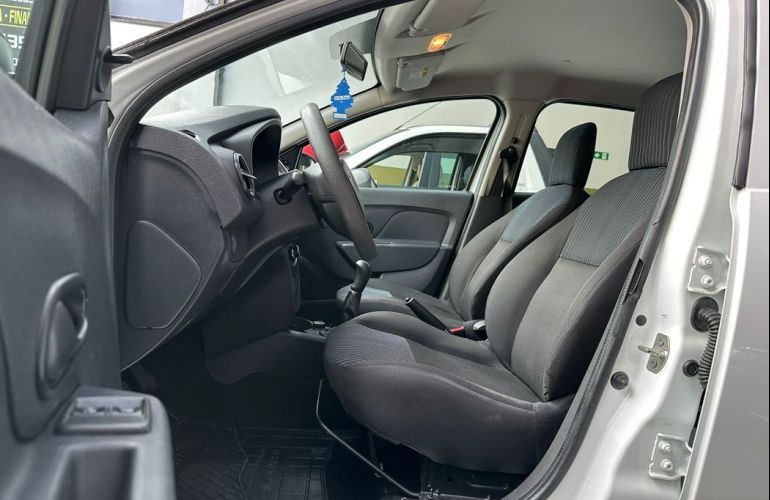 Renault Sandero 1.0 12v Sce Authentique - Foto #10