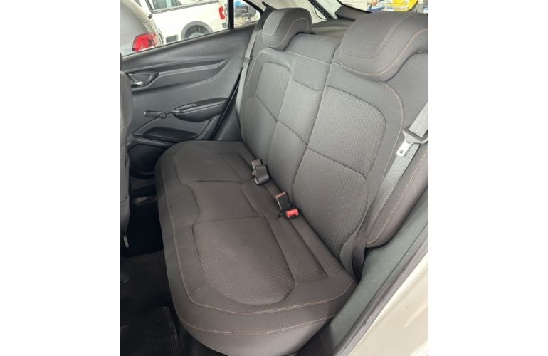 Chevrolet Onix 1.0 LT (Flex) - Foto #7