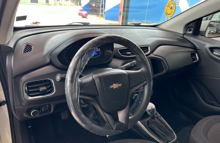 Chevrolet Onix 1.0 LT (Flex) - Foto #9