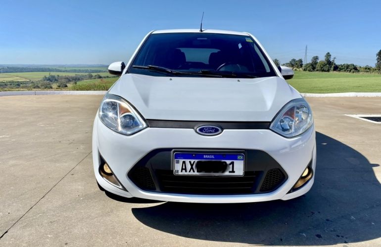 Ford Fiesta Hatch 1.6 (Flex) - Foto #2