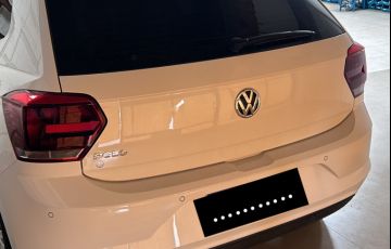 Volkswagen Polo 1.0 (Flex)