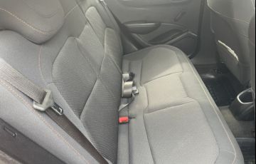 Chevrolet Onix 1.0 LT (Flex) - Foto #5