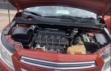 Chevrolet Onix 1.0 LT (Flex) - Foto #6