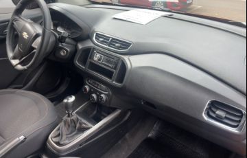 Chevrolet Onix 1.0 LT (Flex) - Foto #8
