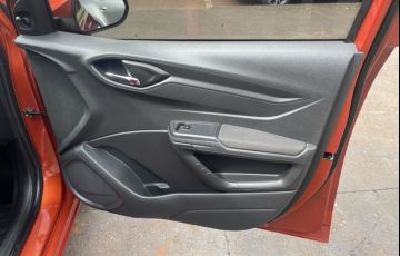 Chevrolet Onix 1.0 LT (Flex) - Foto #9