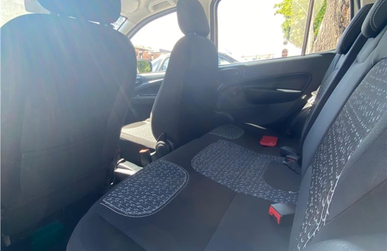 Fiat Uno 1.0 Fire Flex Attractive Manual - Foto #7