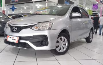 Toyota Etios 1.3 X 16v - Foto #4