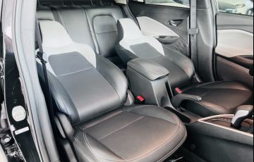 Chevrolet Onix Plus 1.0 Turbo Premier (Aut) - Foto #10