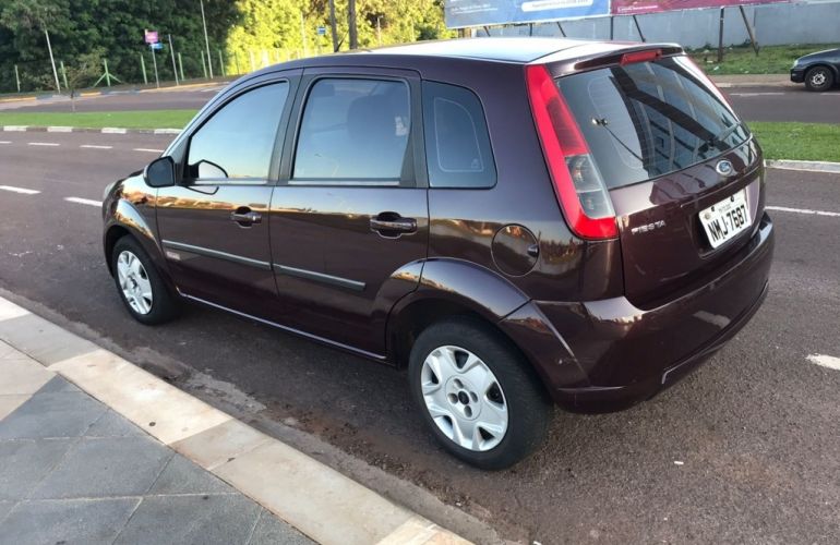Ford Fiesta Hatch 1.6 (Flex) - Foto #5