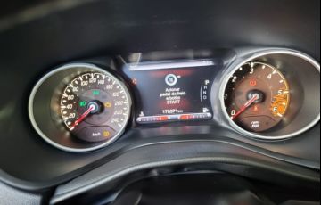 Fiat Toro Volcano 2.0 diesel AT9 4x4 - Foto #10