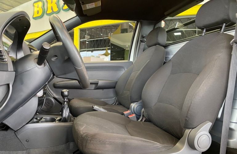Fiat Strada Hard Working 1.4 (Flex) - Foto #10