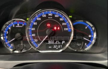 Toyota Yaris 1.3 XL Connect Plus Tech CVT - Foto #8
