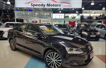 Volkswagen Jetta 2.0 TSi Highline 200cv - Foto #1