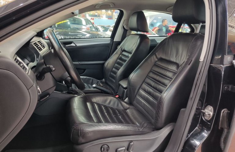 Volkswagen Jetta 2.0 TSi Highline 200cv - Foto #5