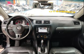 Volkswagen Jetta 2.0 TSi Highline 200cv - Foto #7