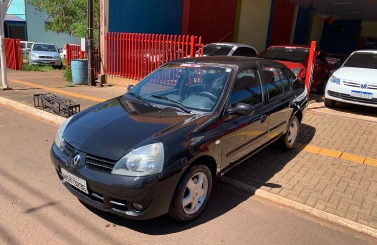 Renault Clio Sedan Privilége 1.6 16V (flex) - Foto #2