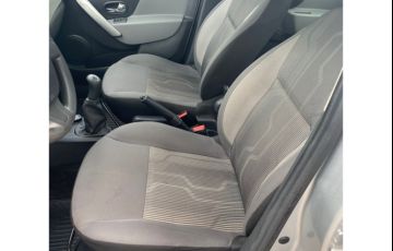 Renault Logan Expression 1.0 16V (Flex) - Foto #8