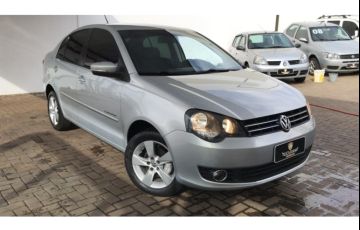 Volkswagen Polo Sedan Comfortline 1.6 8V (Flex) - Foto #1