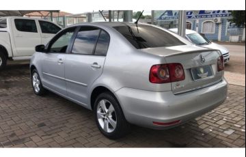 Volkswagen Polo Sedan Comfortline 1.6 8V (Flex) - Foto #8
