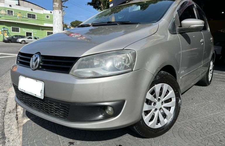 Volkswagen Fox 1.6 Mi 8v - Foto #2