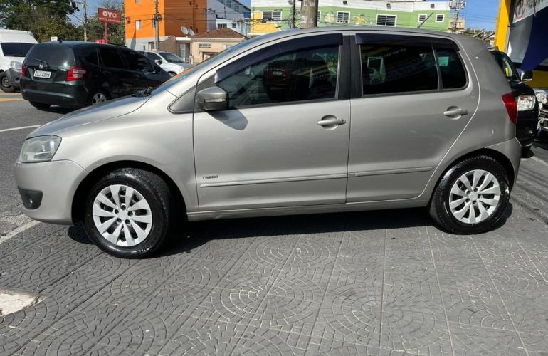 Volkswagen Fox 1.6 Mi 8v - Foto #5