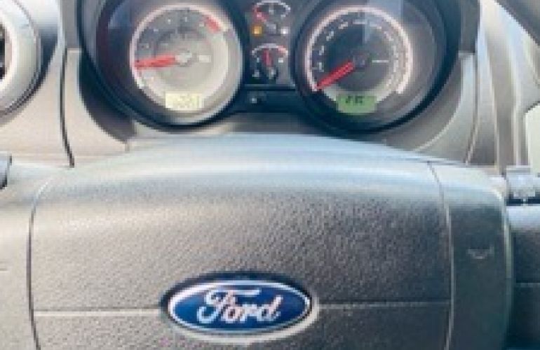 Ford Fiesta Hatch SE Rocam 1.6 (Flex) - Foto #2