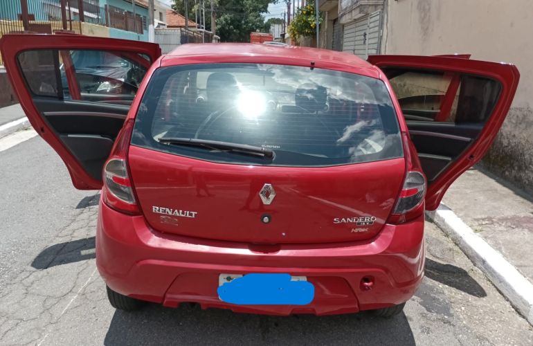 Renault Sandero Expression 1.0 16V (Flex) - Foto #4
