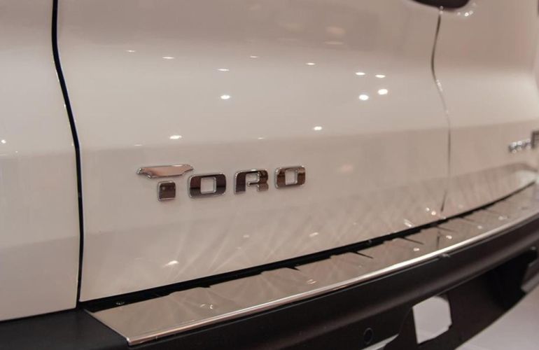Fiat Toro 1.3 Turbo 270 Volcano At6 - Foto #10