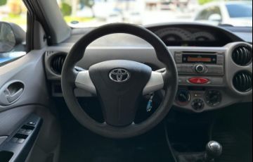 Toyota Etios 1.3 Xs 16v - Foto #9
