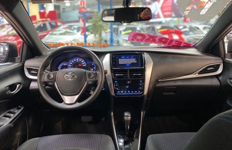 Toyota Yaris 1.3 16V Xl Plus Tech Multidrive - Foto #4
