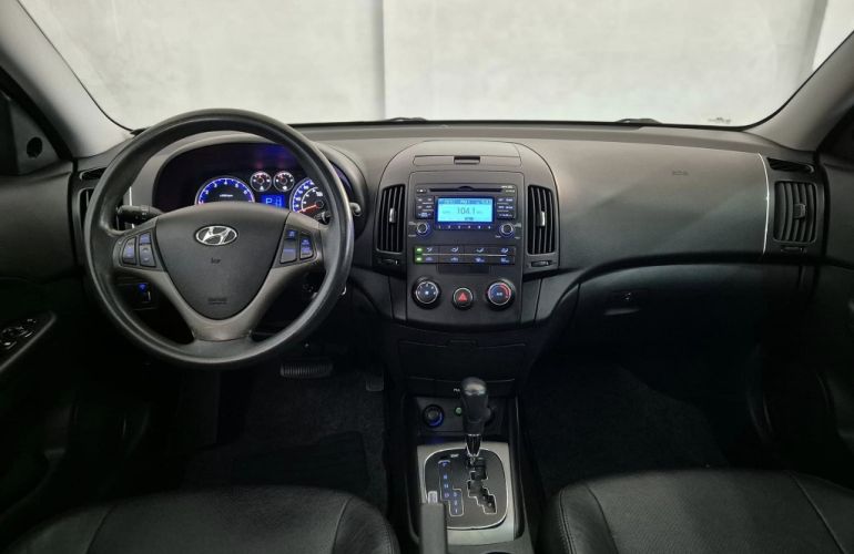 Hyundai i30 GLS 2.0 16V (aut) - Foto #9