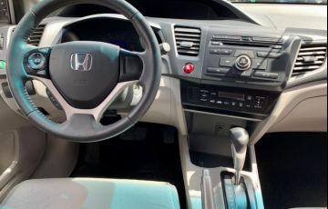 Honda Civic LXS 1.8 i-VTEC (Aut) (Flex) - Foto #8