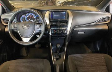Toyota Yaris 1.3 16V Xl Live Multidrive - Foto #8