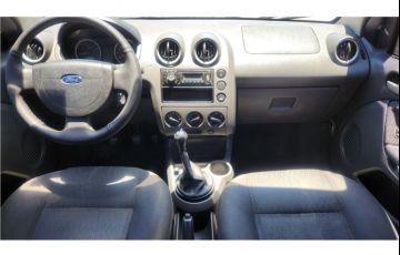 Ford Fiesta 1.0 MPi Street Sedan 8V Gasolina 4p Manual - Foto #7
