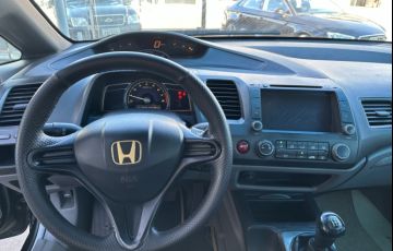 Honda Civic LXS 1.8 i-VTEC (Flex) - Foto #7