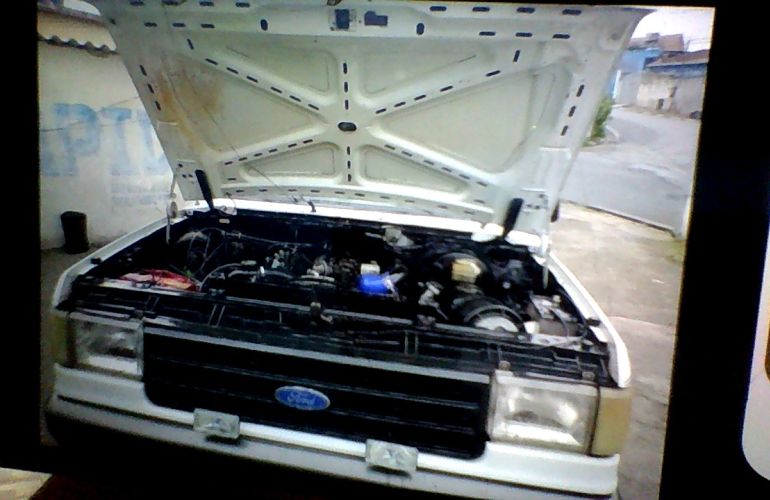 Ford F1000 Demec 3.6 (Cab Dupla) - Foto #9