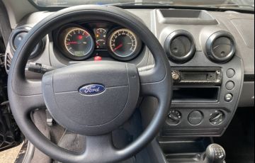 Ford Fiesta Hatch 1.0 (Flex) - Foto #5